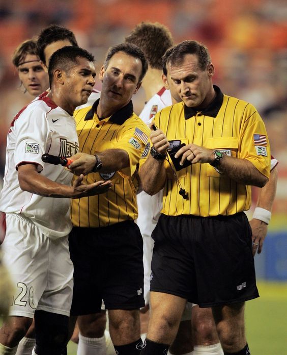 Referee