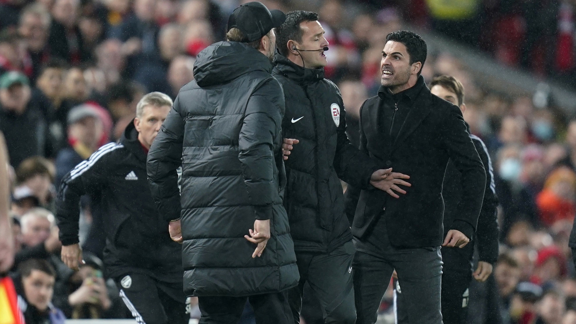 5 Touchline Bust-ups Between Coaches In The Premier League